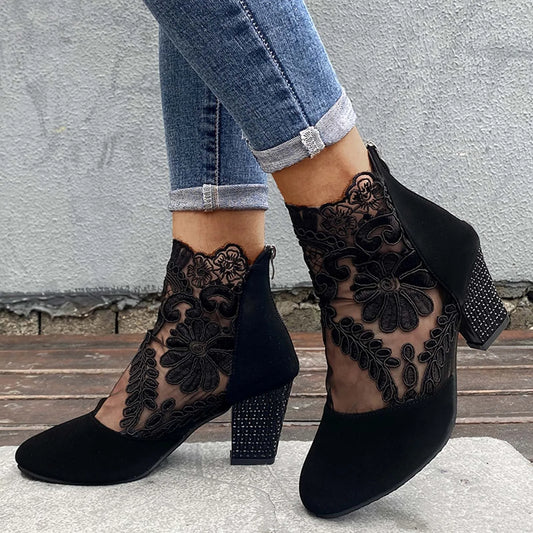 Elegant Embroidered Chunky Heel Sandals