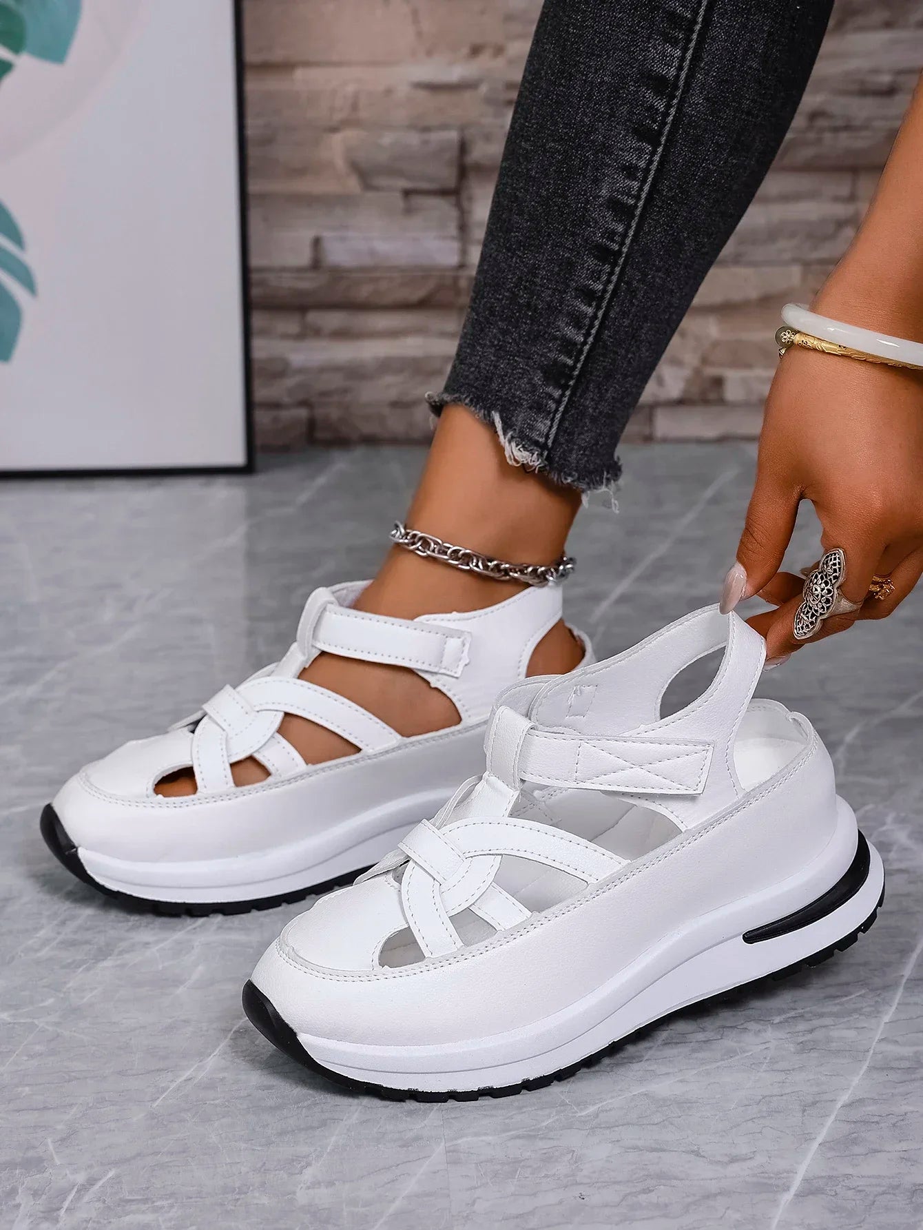 AirStride™ Women’s Sports Sandals