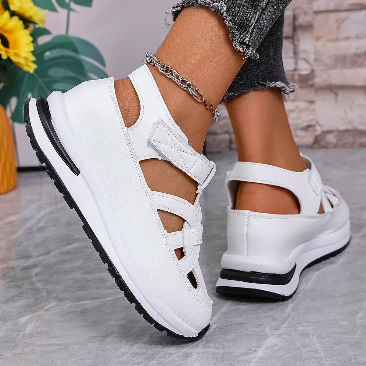 AirStride™ Women’s Sports Sandals