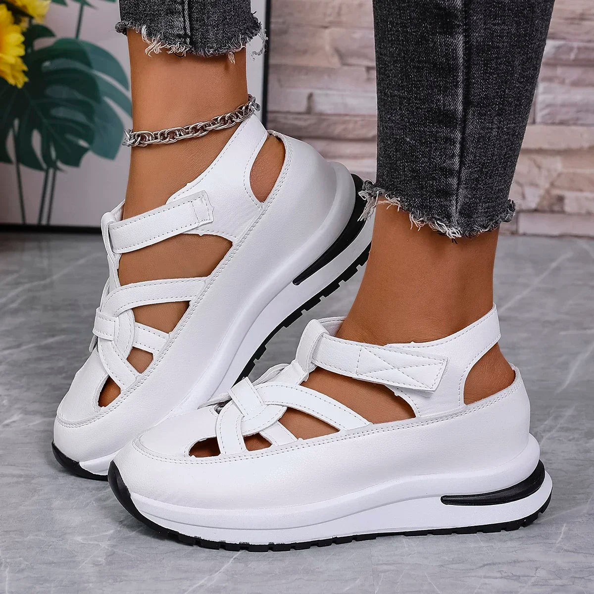 AirStride™ Women’s Sports Sandals