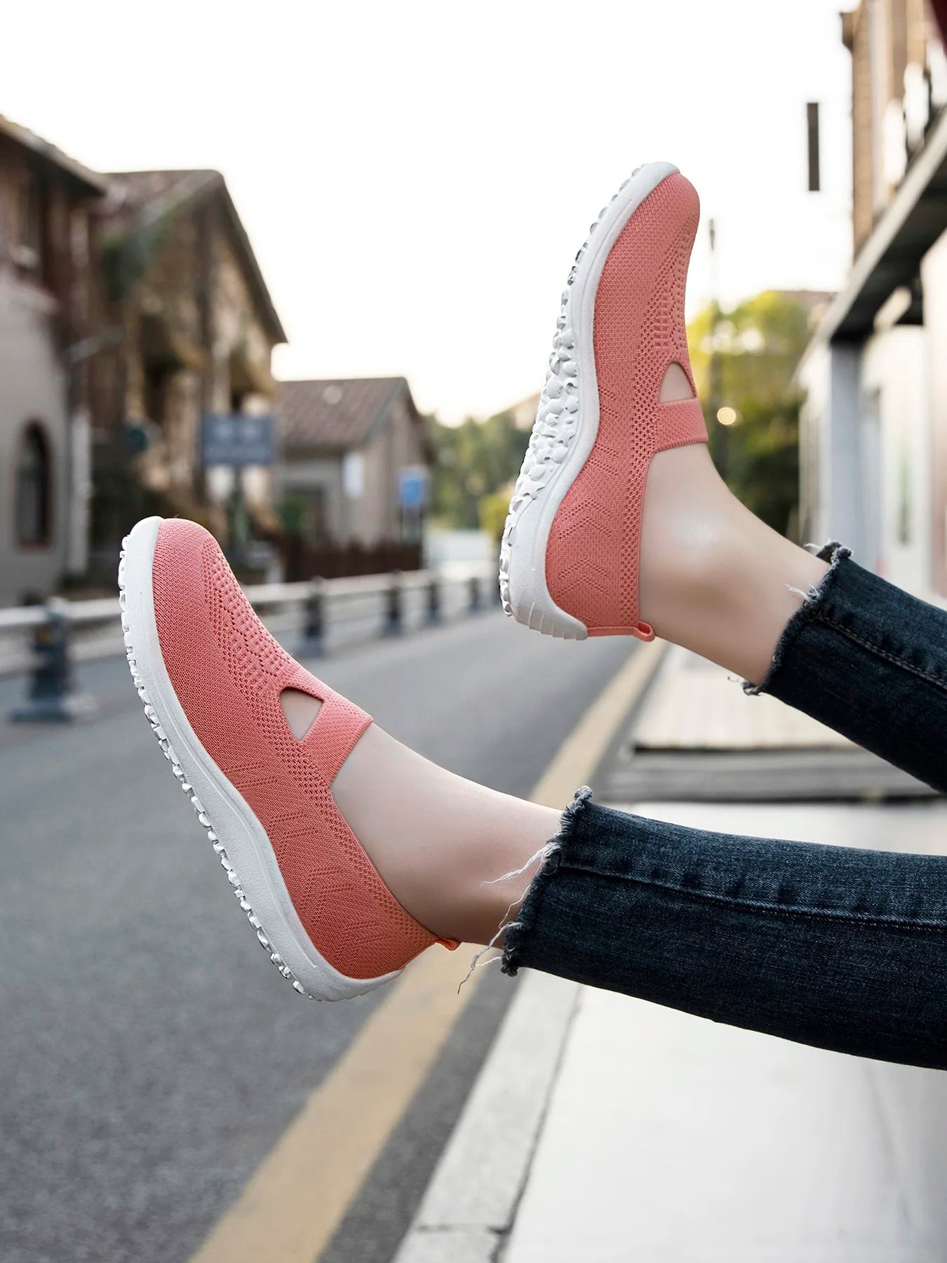 Women's Casual Barefoot Sneakers