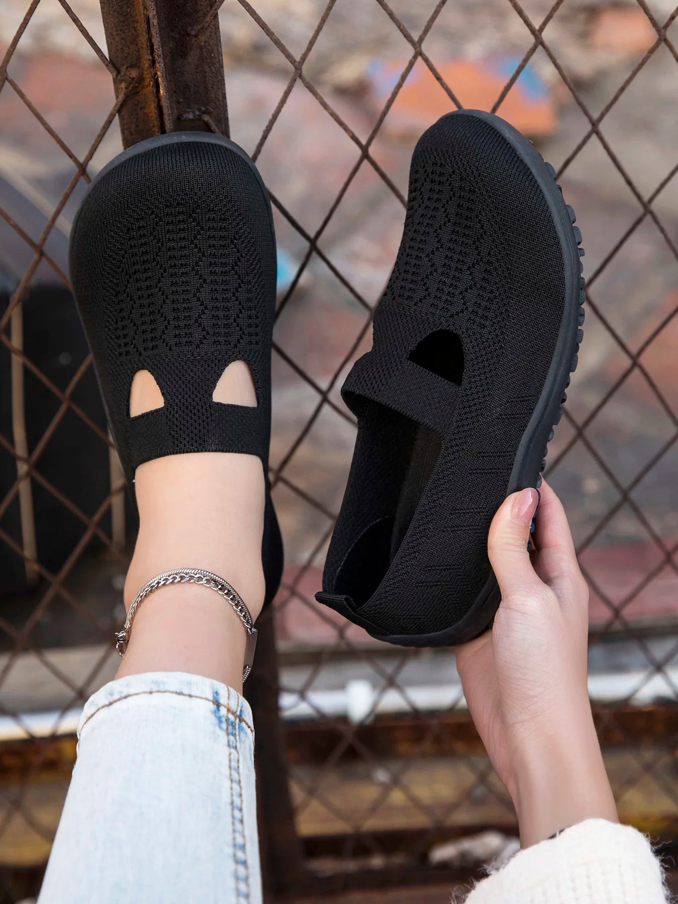 Women's Casual Barefoot Sneakers