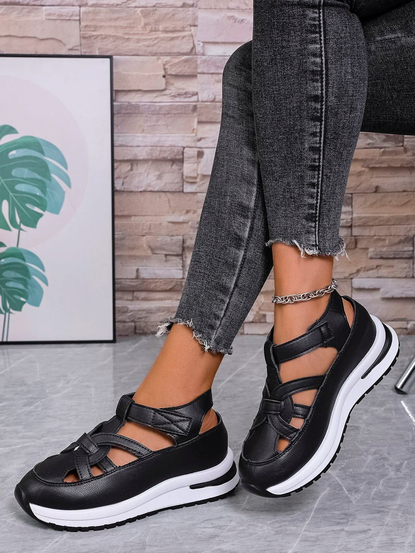 AirStride™ Women’s Sports Sandals